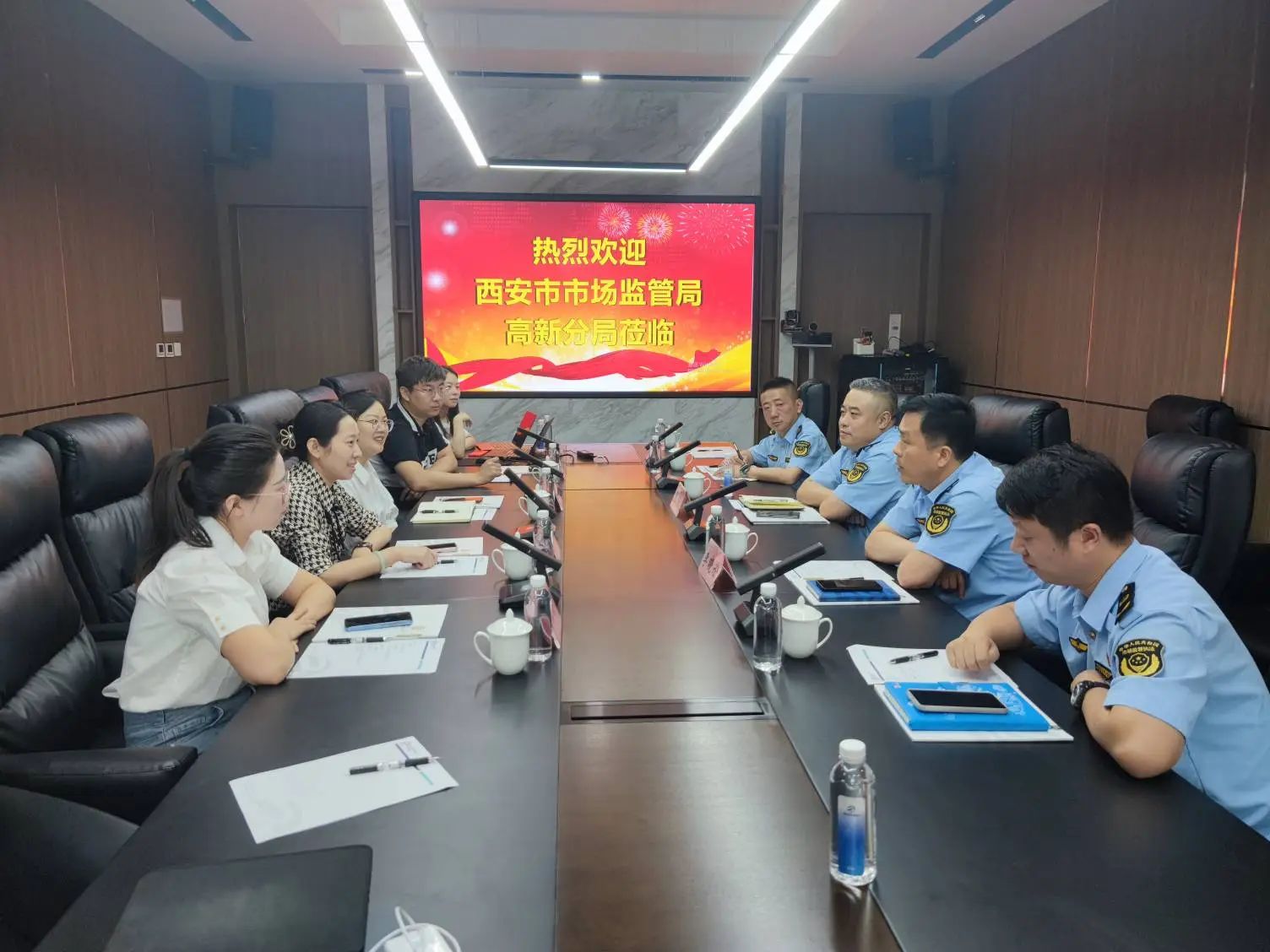 西安市市場監(jiān)督管理局高新分局蒞臨佰鴻集團走訪調(diào)研